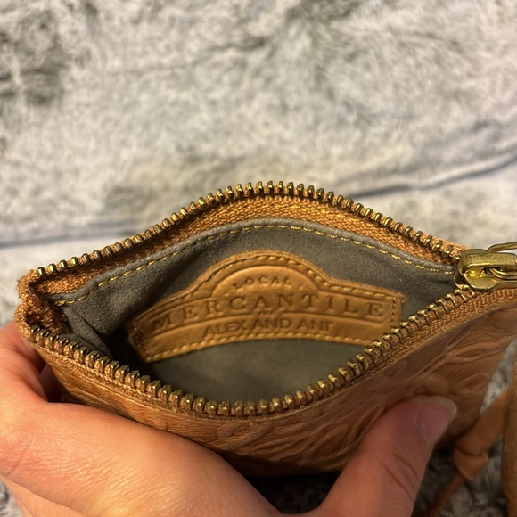 Mercantile for Alex and Ant Embossed Small Leather Pouch - Picture 4 of 5